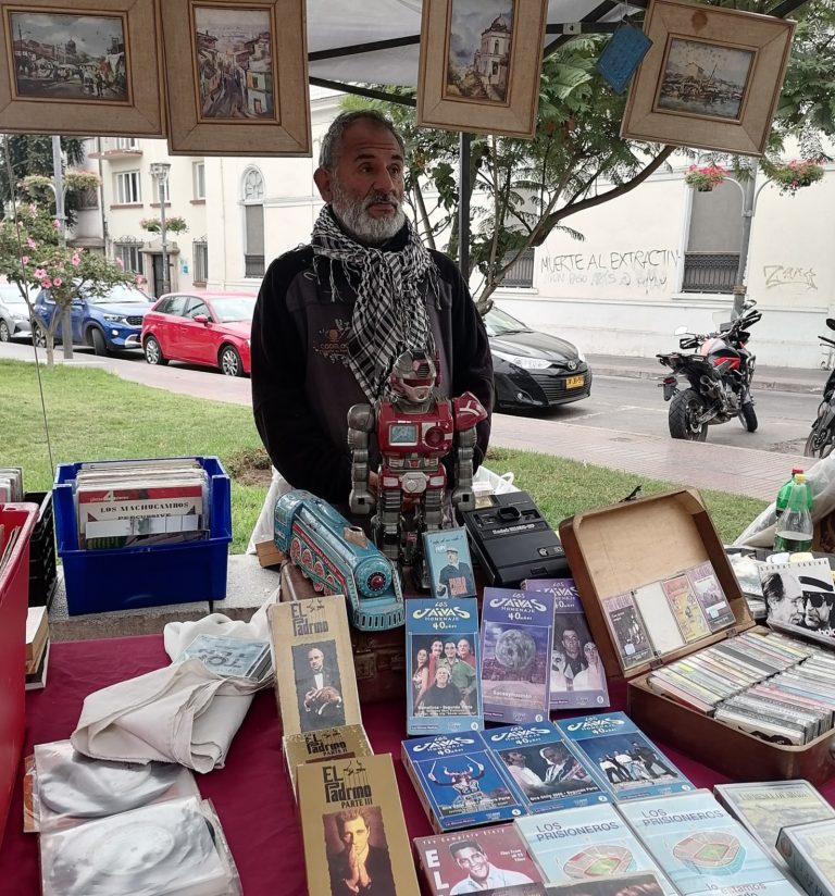 foto2-768x824 Feria de Antigüedades da vida al pasado en La Serena